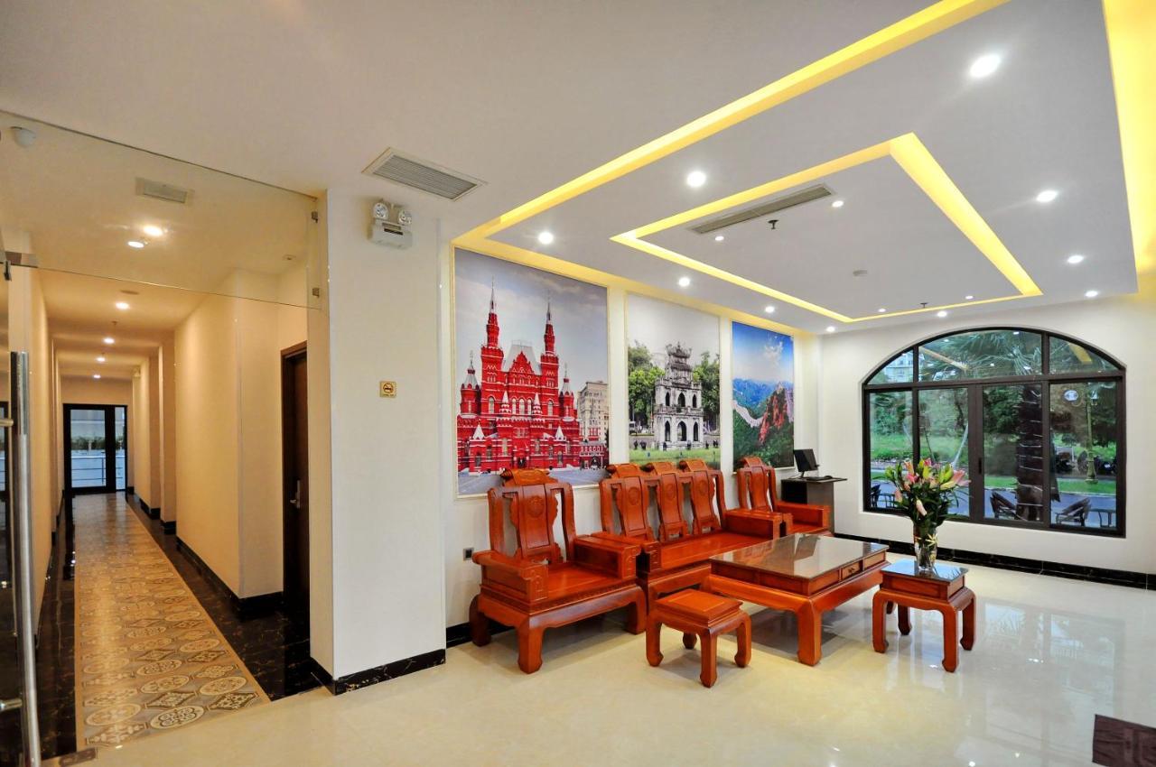 โรงแรมคราวน์ เหงียน ฮวาง ญาจาง ภายนอก รูปภาพ