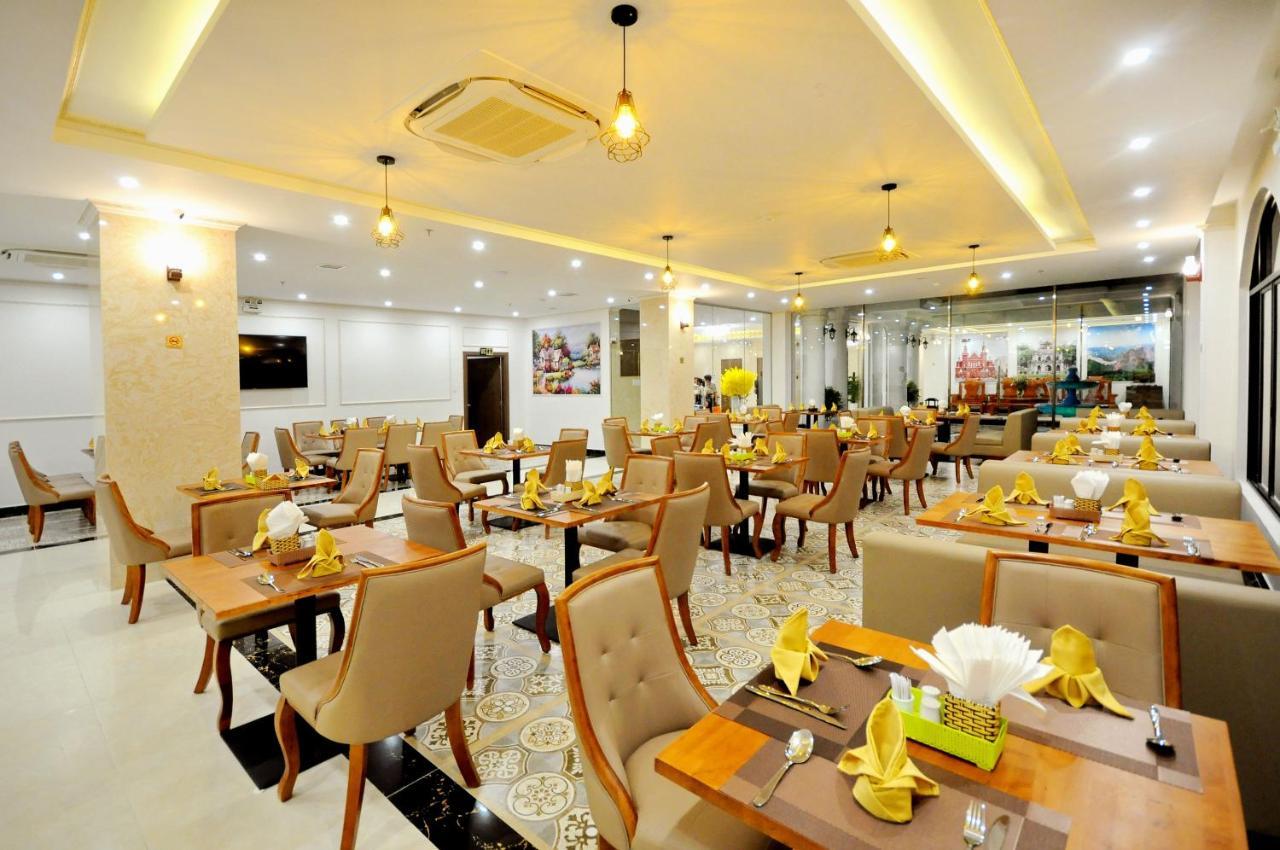 โรงแรมคราวน์ เหงียน ฮวาง ญาจาง ภายนอก รูปภาพ